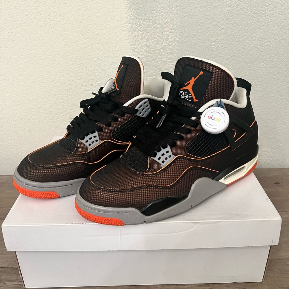 WMNs 2021 Air Jordan 4 Retro ‘Starfish’ Size 12W/10.5M